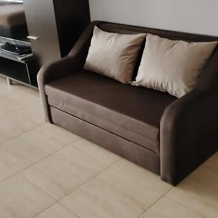 W Kompleksie Ethara-3 *