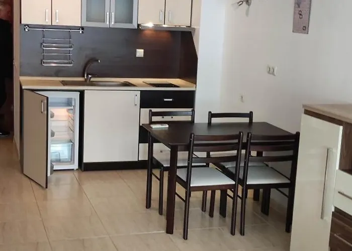 Апартаменты W Kompleksie Ethara-3 *